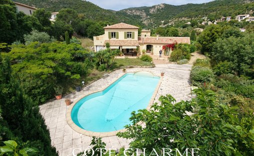House in Le Plan-de-la-Tour, Provence-Alpes-Côte d'Azur, France 1
