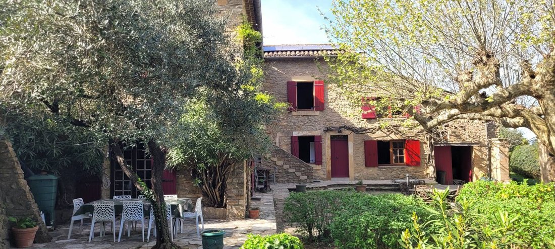Casa a Pont-Saint-Esprit, Occitania, Francia 1 - 18013767