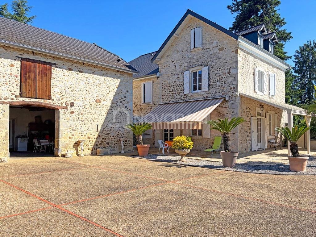House in Gan, Nouvelle-Aquitaine, France 1 - 18013653