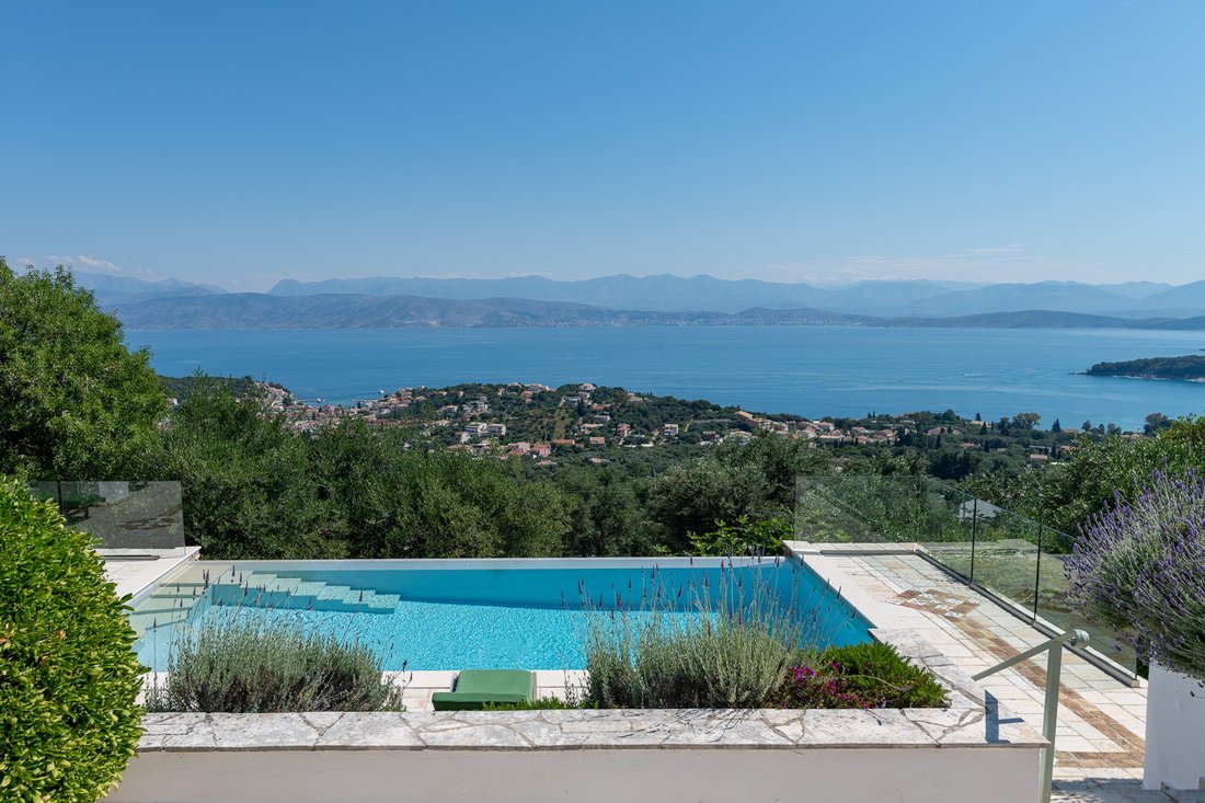 Villa in Corfu, Peloponnese, Western Greece and the Ionian, Greece 3 - 18014427