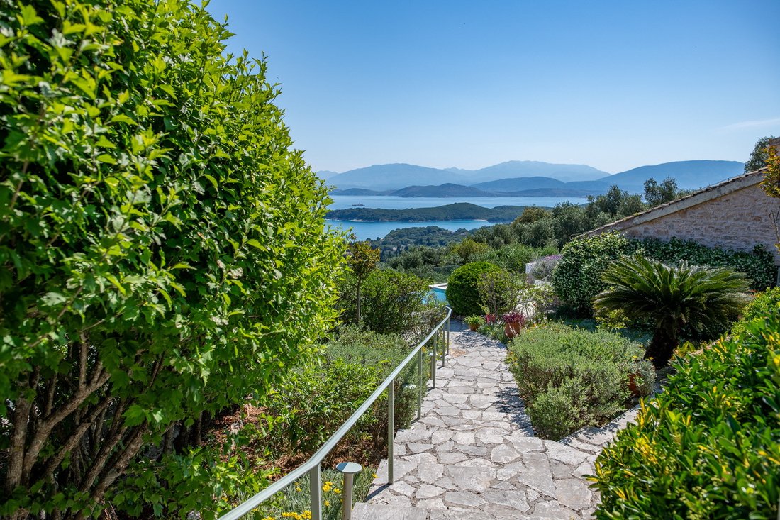 Villa in Corfu, Peloponnese, Western Greece and the Ionian, Greece 2 - 18014427