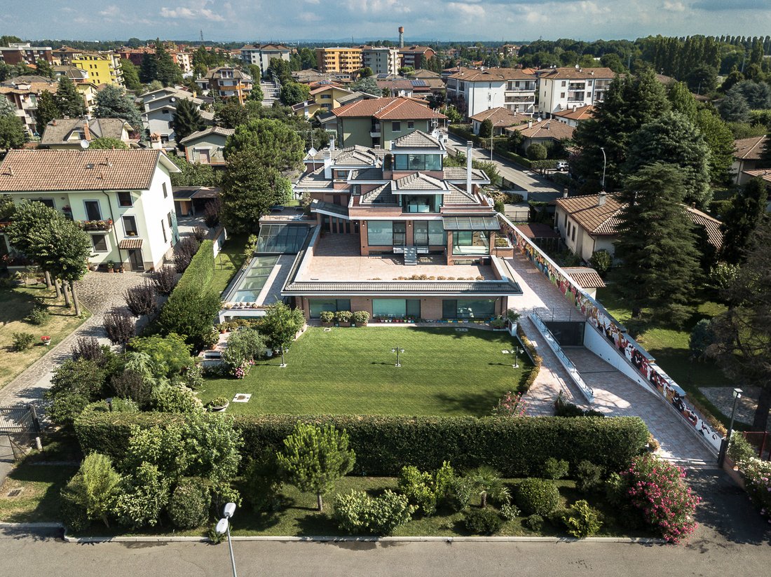 Villa in Pantigliate, Lombardy, Italy 3 - 18014272