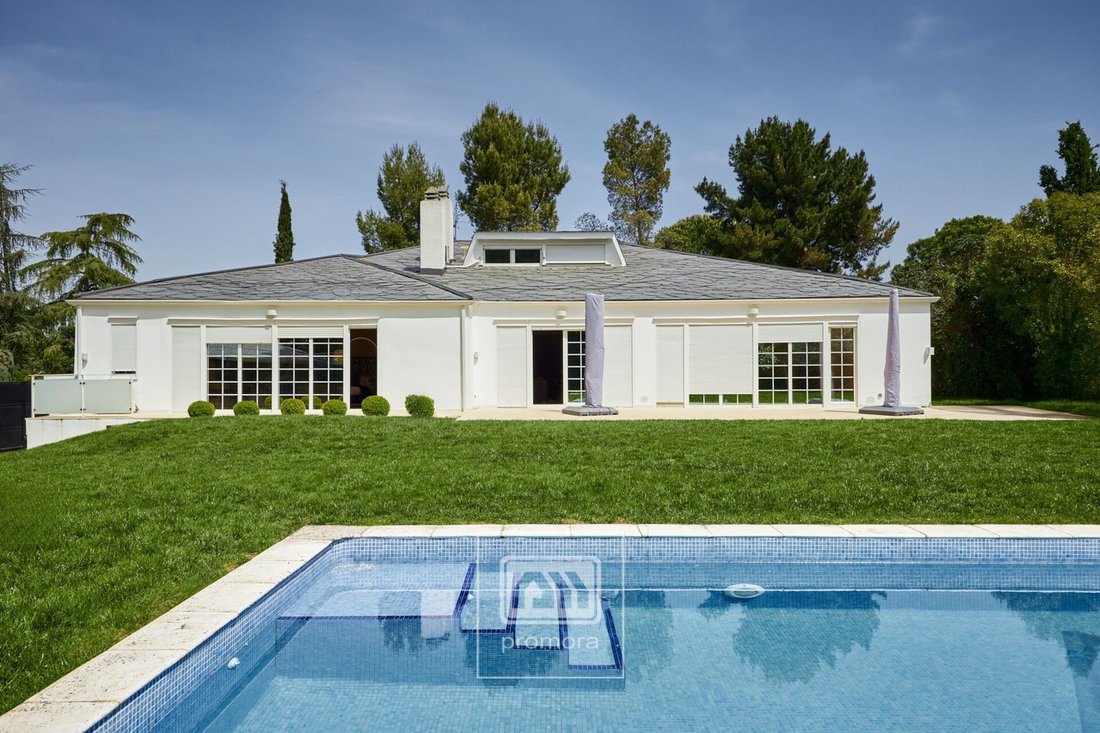 Villa in La Moraleja, Alcobendas, Comunidad de Madrid 2 - 18014381