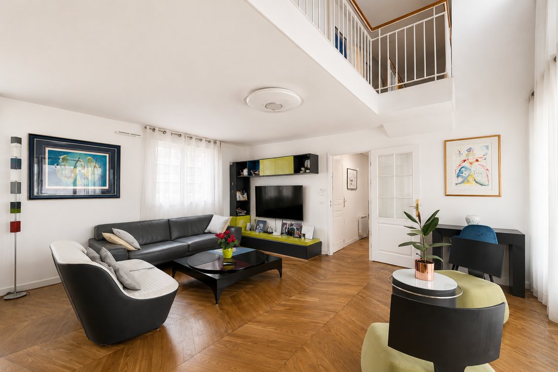 Apartamento en Courbevoie, Isla de Francia, Francia 1 - 17090613