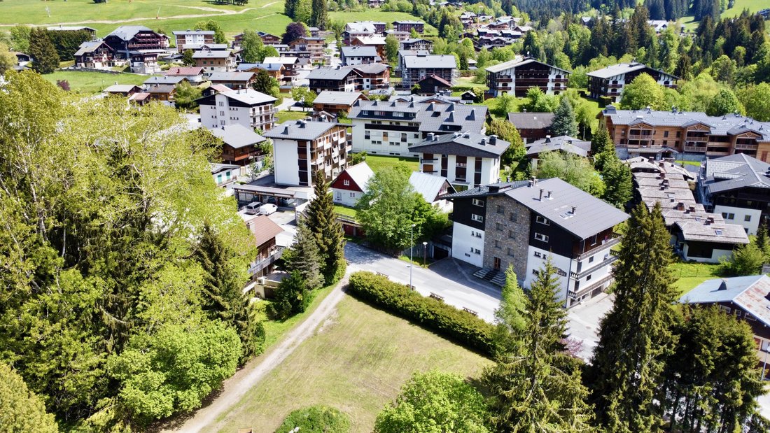 Land in Les Gets, Auvergne-Rhône-Alpes, France 4 - 16715479