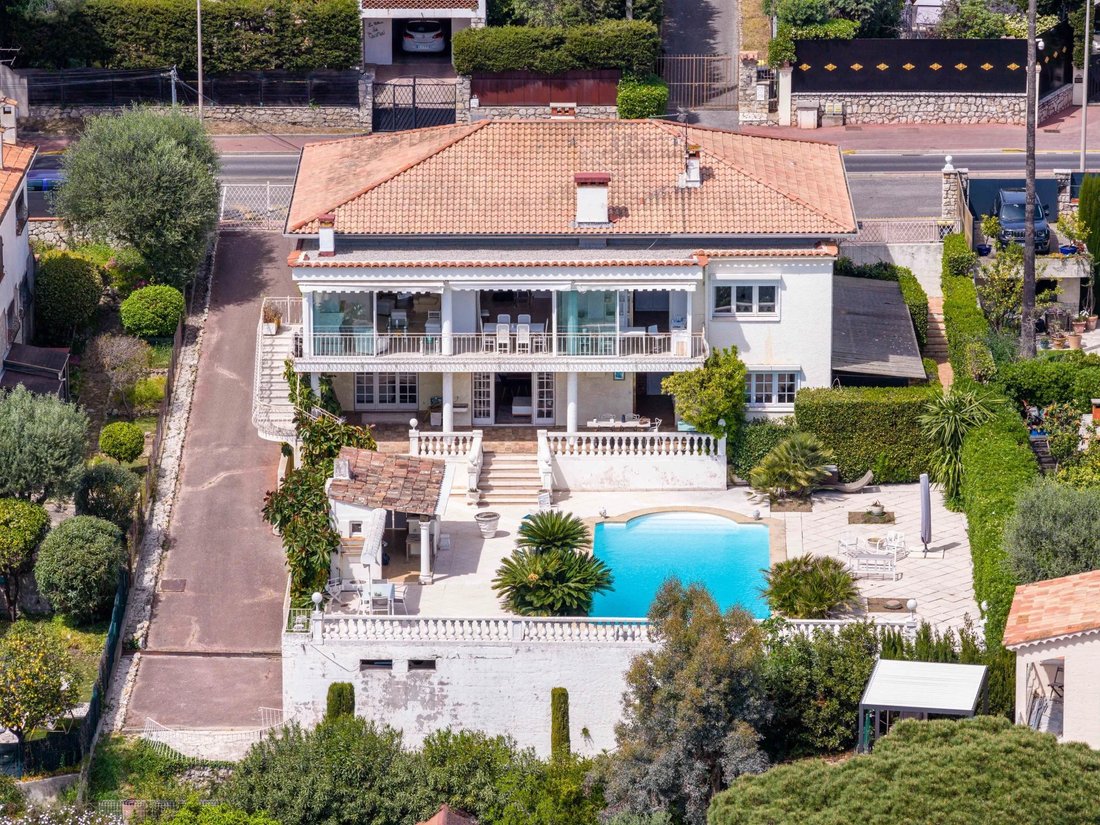 Villa in Font de Veyre, Cannes, France 1 - 18014405