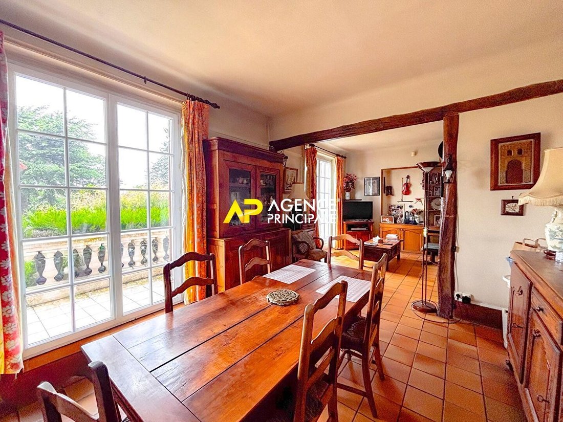 House in L'Union, Sartrouville, France 4 - 18013834