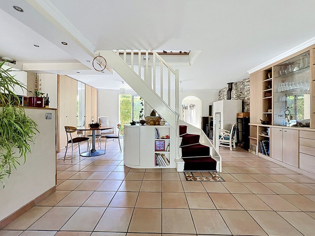 House in Centre Ville, Rueil-Malmaison, France 5 - 18013972