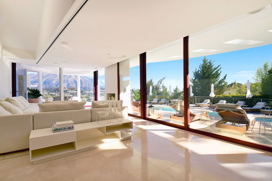 Villa in Nueva Andalucia, Marbella, Spain 4 - 11060597