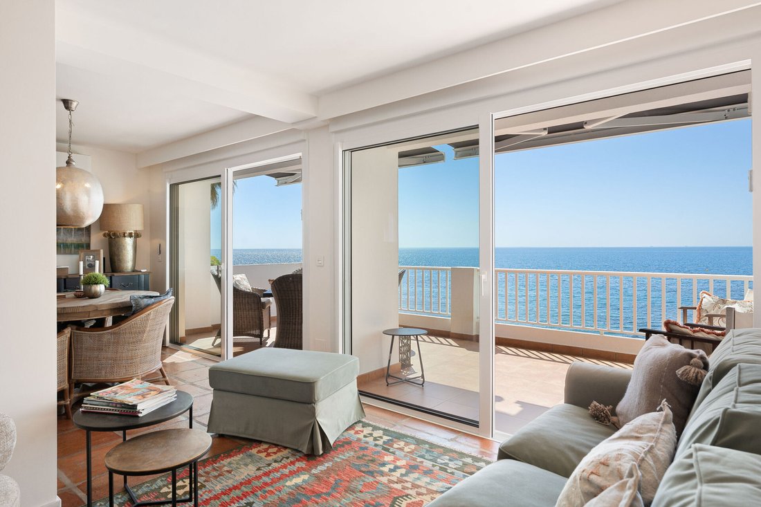 Penthouse in Estepona, Andalusia, Spain 1 - 18014356