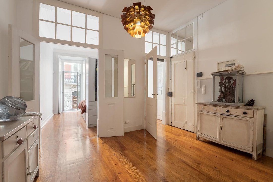Apartment in Misericordia, Lisbon, Portugal 5 - 16466232