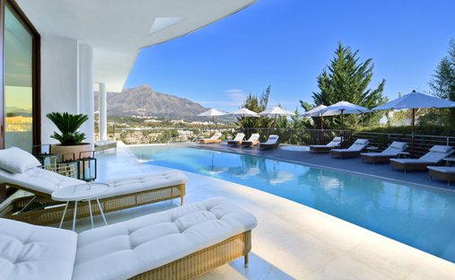 Villa en Nueva Andalucía, Marbella, España 1