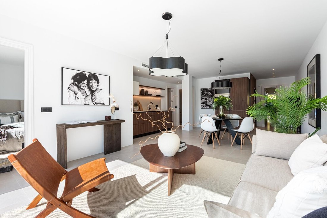 Apartment in Benahavis, Andalusia, Spain 4 - 18014329