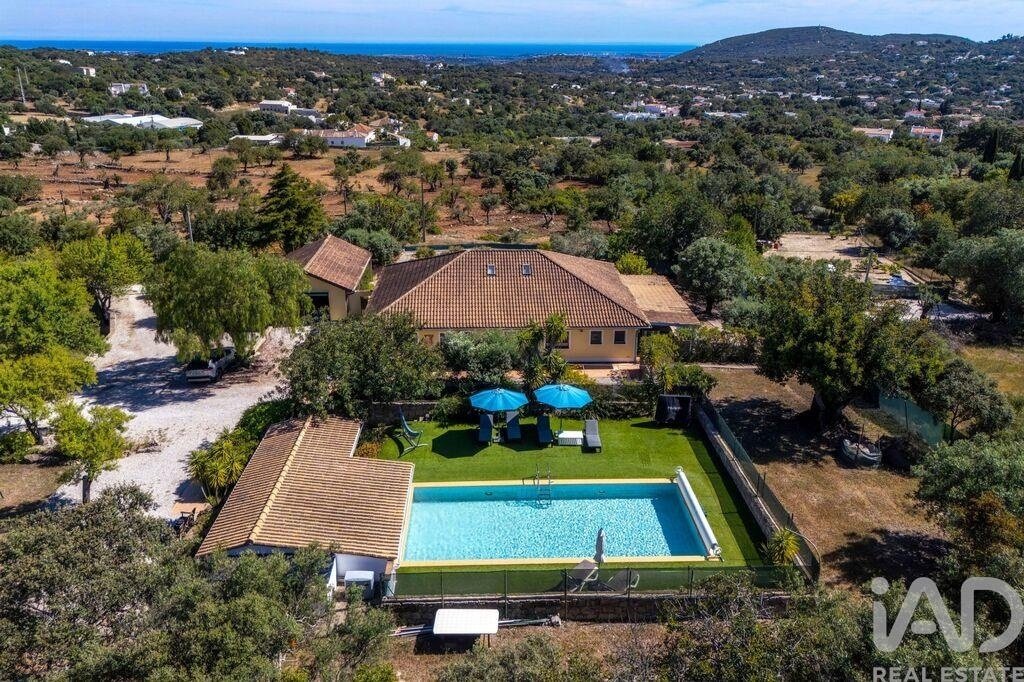 Villa in Santa Barbara de Nexe, Algarve, Portugal 1 - 18014921