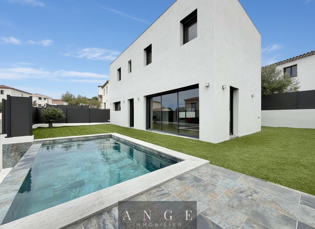 Villa in La Garde, Provence-Alpes-Côte d'Azur, France 1 - 18013909