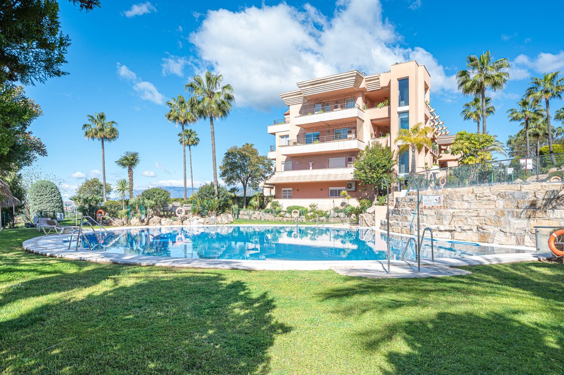 Apartment in Nueva Andalucia, Marbella, Spain 2 - 15859241