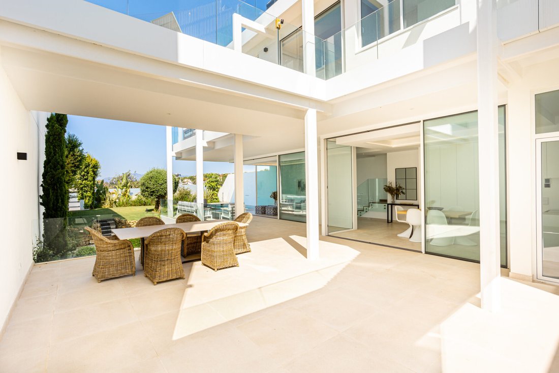 Villa in Marbella, Andalusia, Spain 2 - 11155866