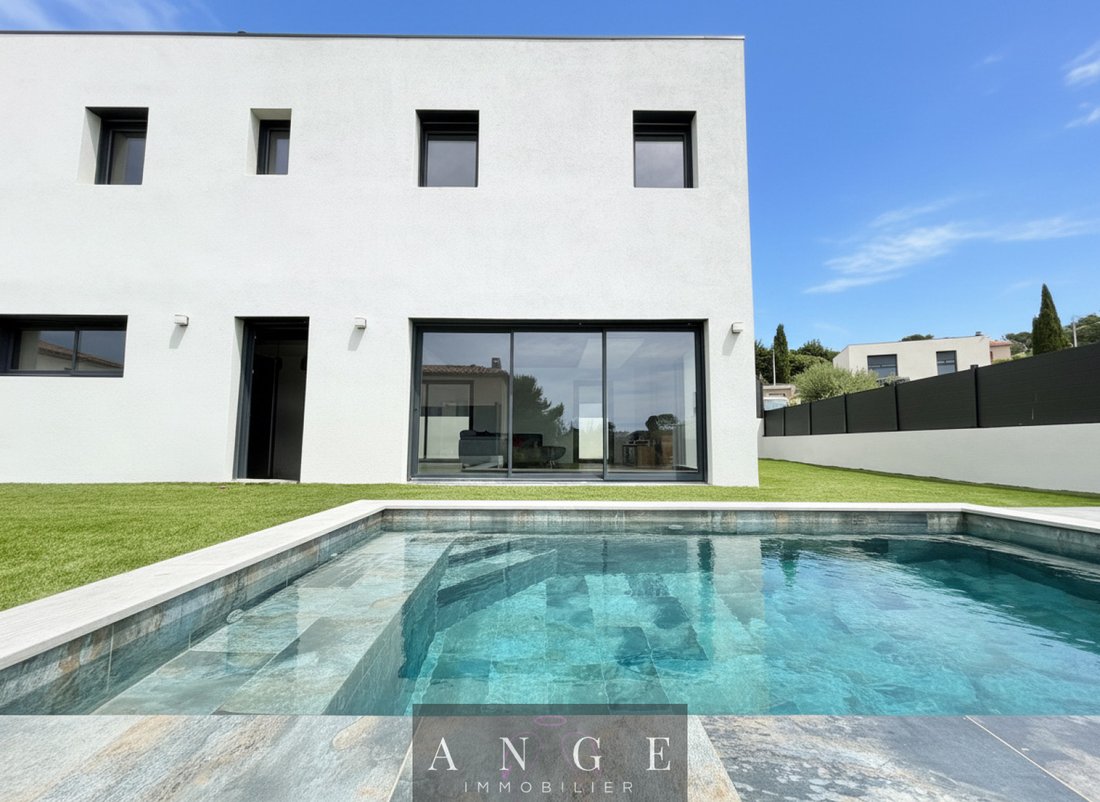 Villa in La Garde, Provence-Alpes-Côte d'Azur, France 2 - 18013909