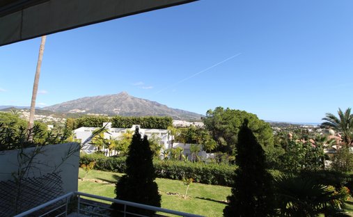 Apartamento en Nueva Andalucía, Marbella, España 1