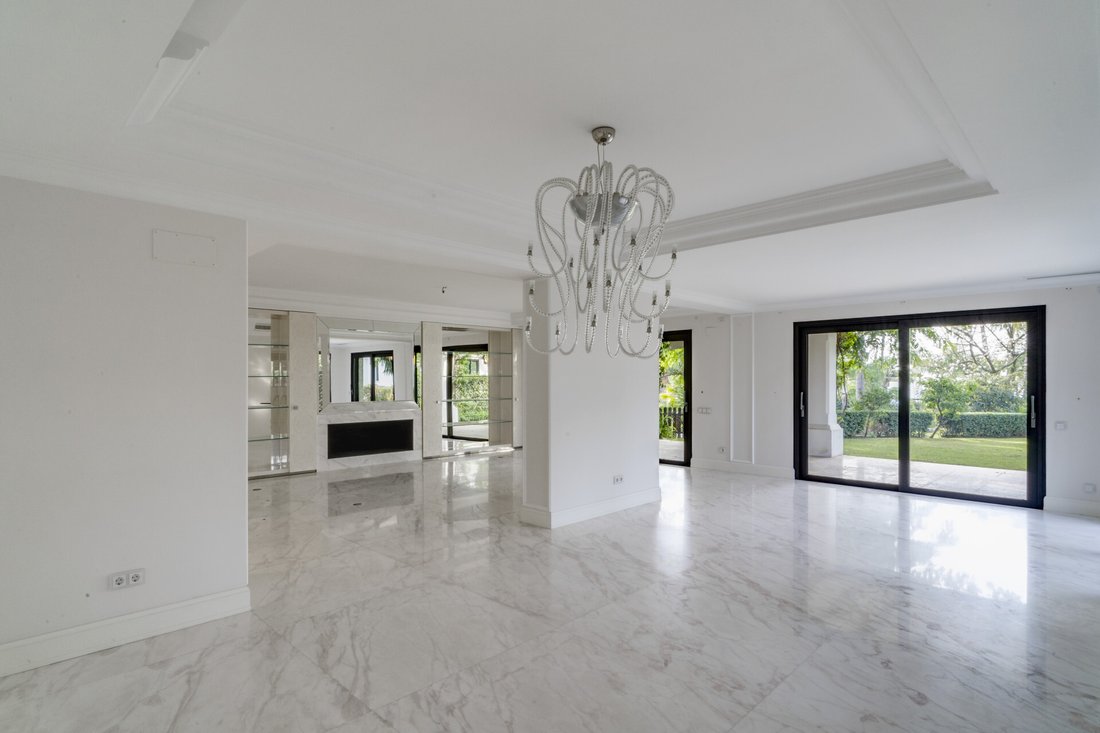 Villa in Marbella, Andalusia, Spain 3 - 16656345