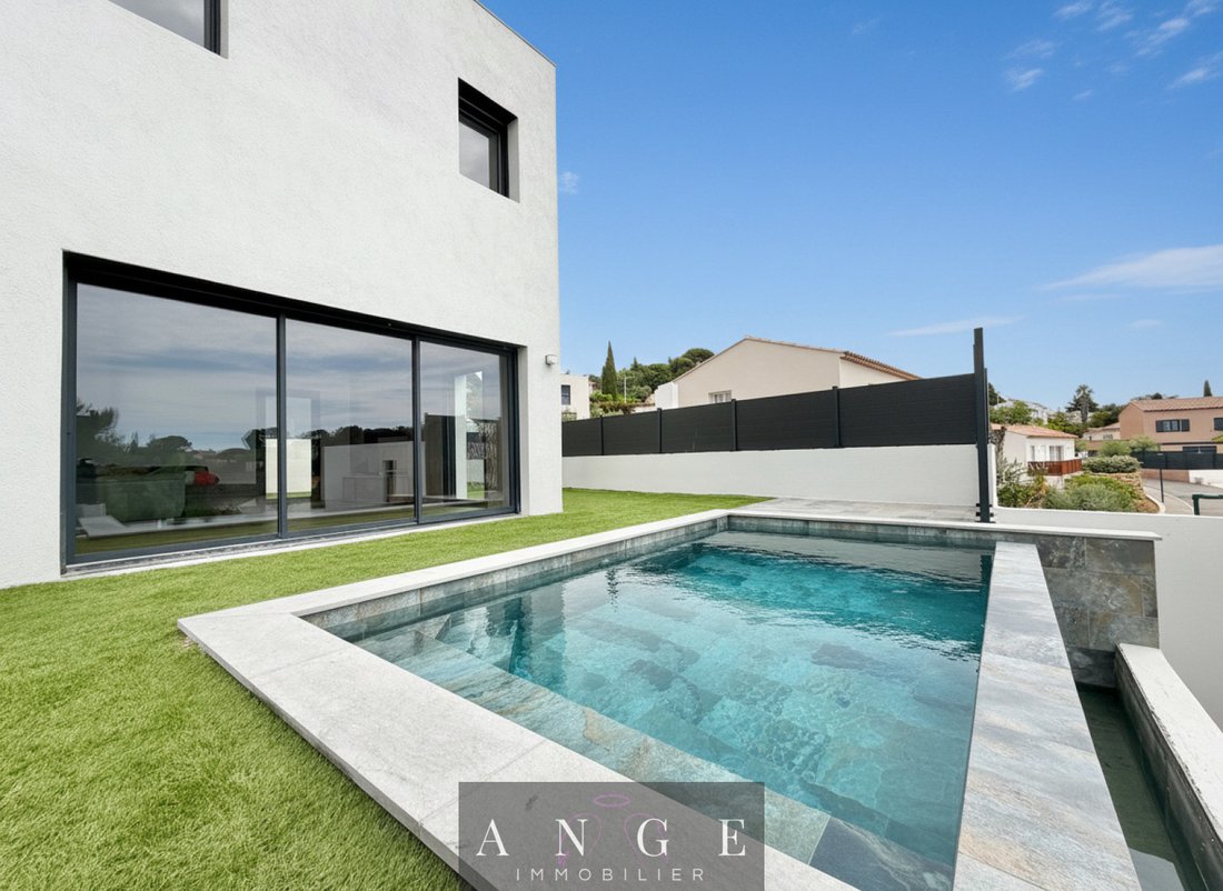 Villa in La Garde, Provence-Alpes-Côte d'Azur, France 3 - 18013909