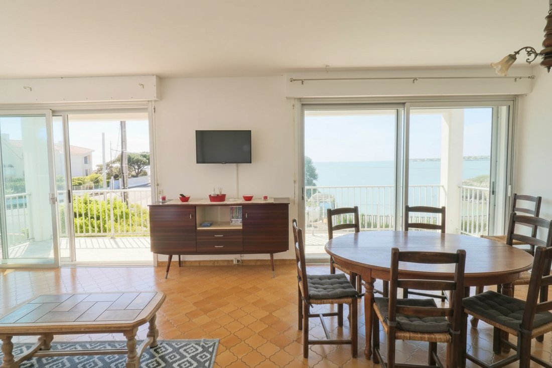 Villa in Nord Est Vallieres, Saint-Georges-de-Didonne, France 4 - 16125971