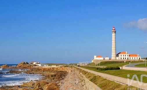 Maison de ville à Matosinhos et Leca da Palmeira, District de Porto, Portugal 1