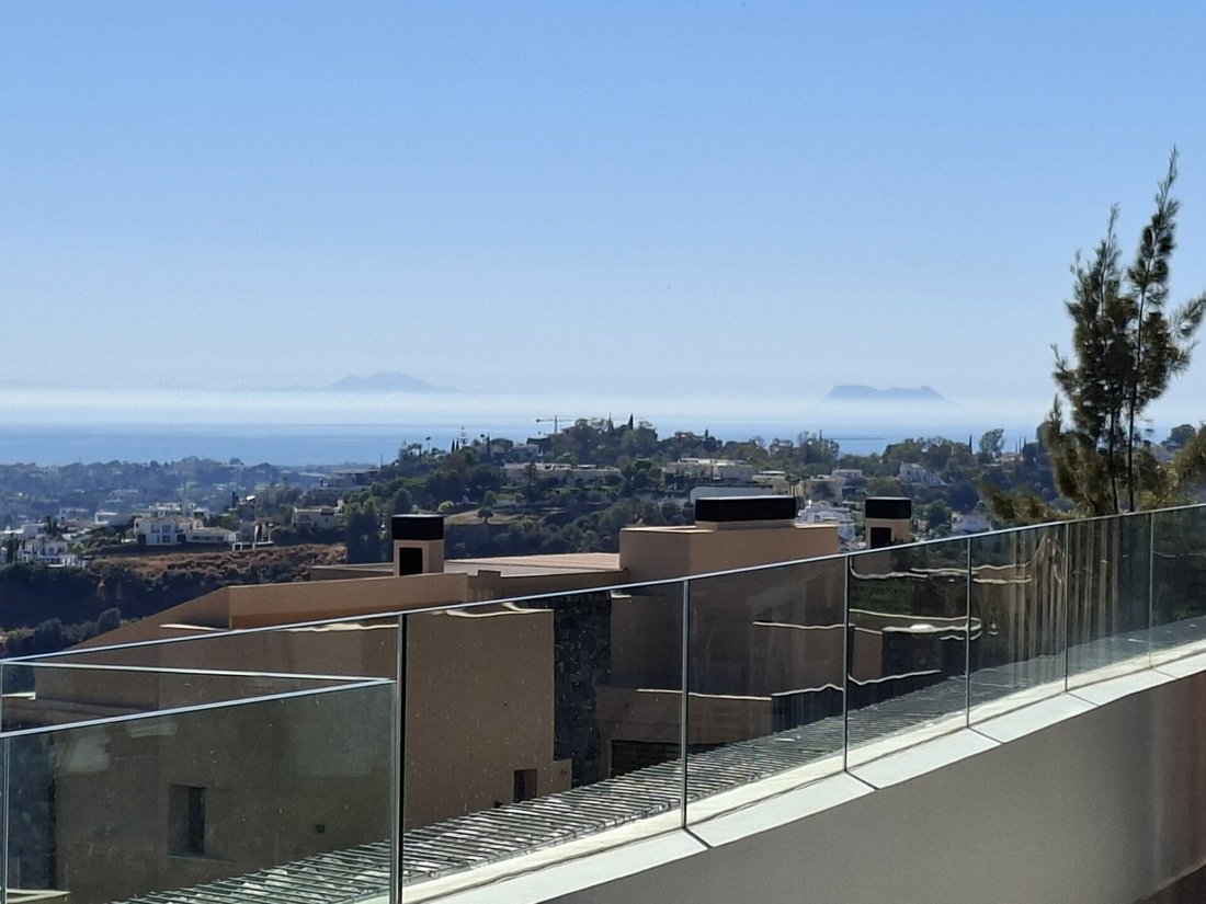 Apartment in La Quinta, Benahavis, Andalusia 1 - 16495861
