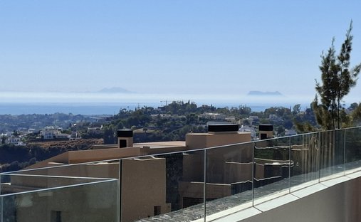 Apartment in La Quinta, Benahavis, Andalusia 1