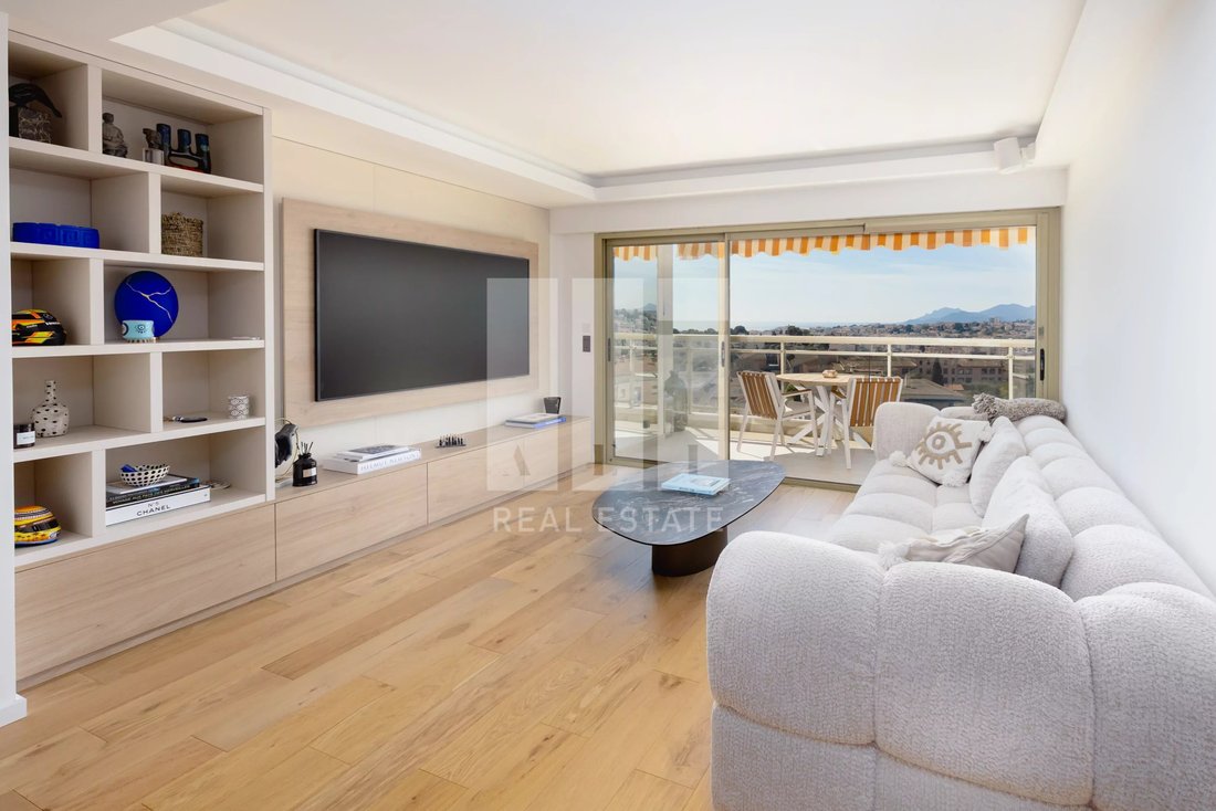 Apartment in Blanchisserie, Le Cannet, France 2 - 18014328
