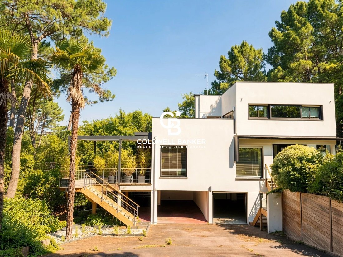 House in Soorts-Hossegor, Nouvelle-Aquitaine, France 1 - 17986176