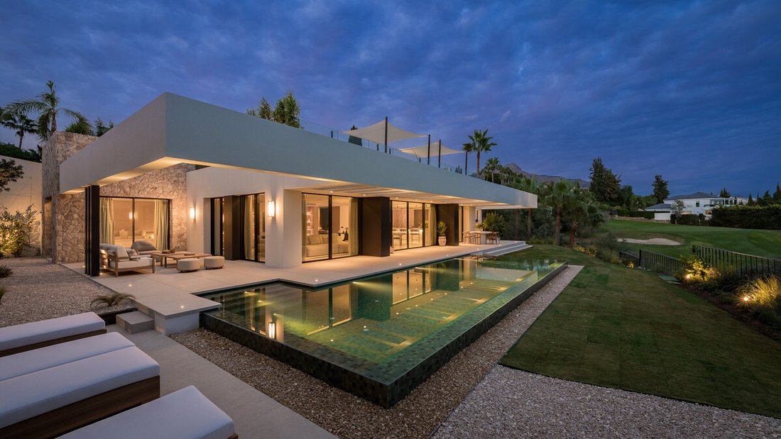 Villa in Nueva Andalucia, Marbella, Spain 2 - 18014288
