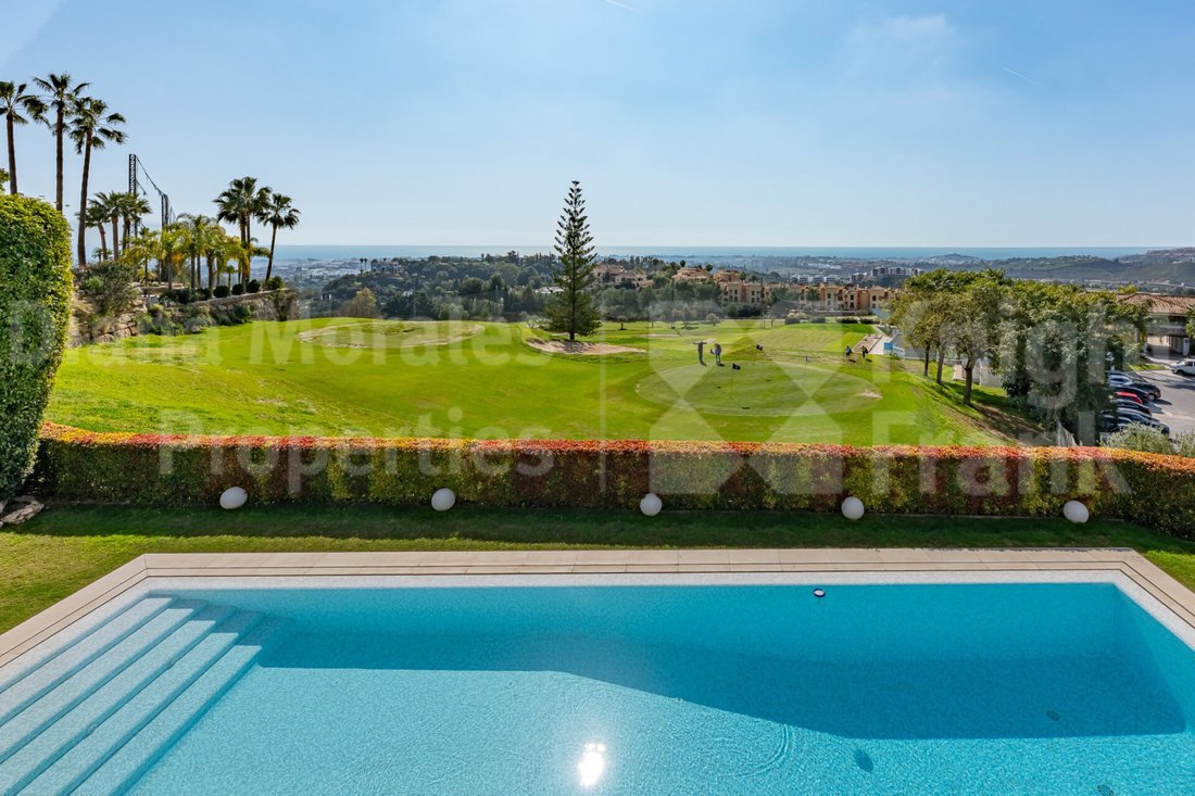 Villa in Benahavis, Andalusia, Spain 1 - 15590496