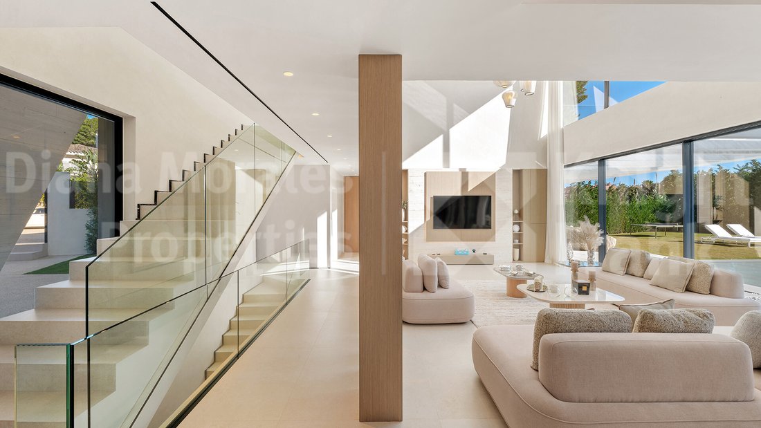Villa in Marbella, Andalusia, Spain 5 - 14980649