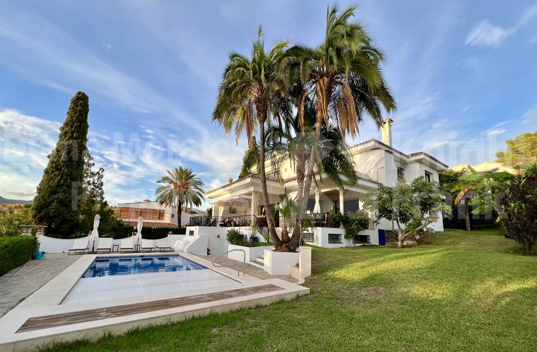 Villa in Nueva Andalucia, Marbella, Spain 1 - 15098500