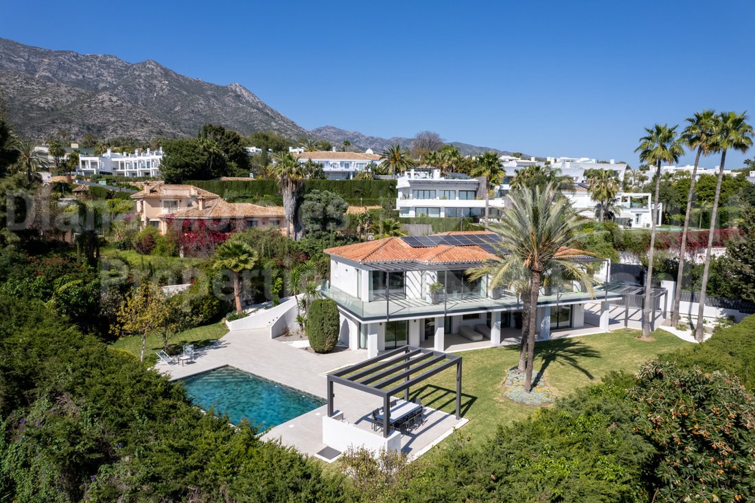 Villa in Marbella, Andalusia, Spain 5 - 13429956