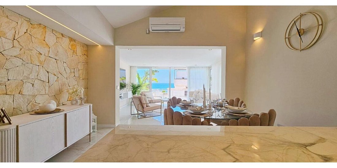 Villa in Estepona, Andalusia, Spain 2 - 14024057
