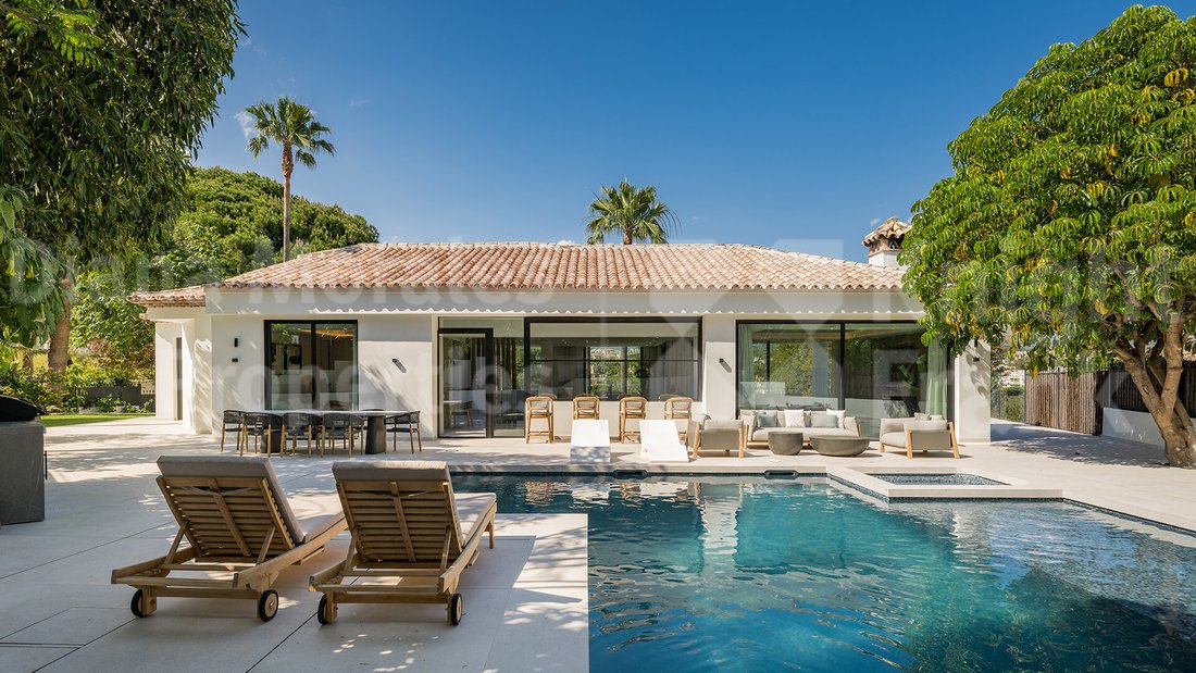 Villa in Nueva Andalucia, Marbella, Spain 2 - 15689284