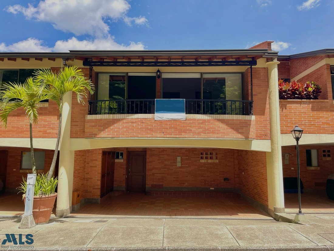 House in Medellín, Antioquia, Colombia 1 - 18013776