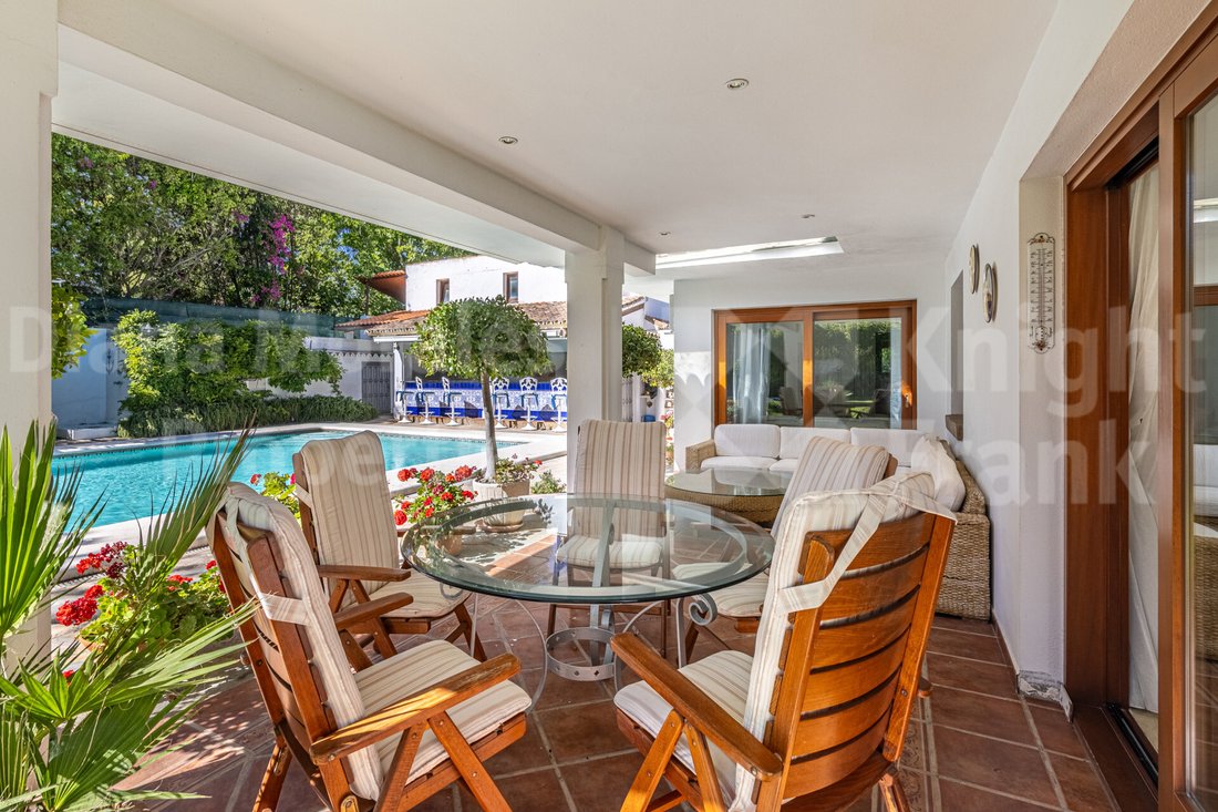Villa in Cancelada, Estepona, Andalusia 5 - 17862890