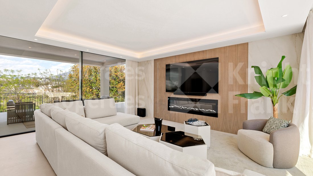 Villa in Nueva Andalucia, Marbella, Spain 5 - 15689284