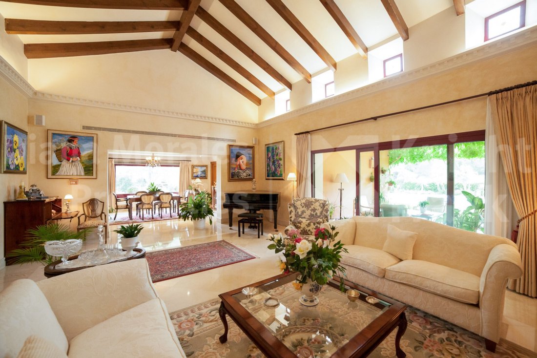 Villa in Sierra Blanca, Marbella, Spain 4 - 13470682