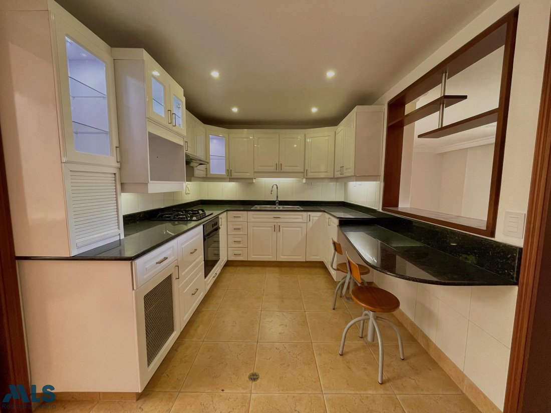 House in Medellín, Antioquia, Colombia 5 - 18013776