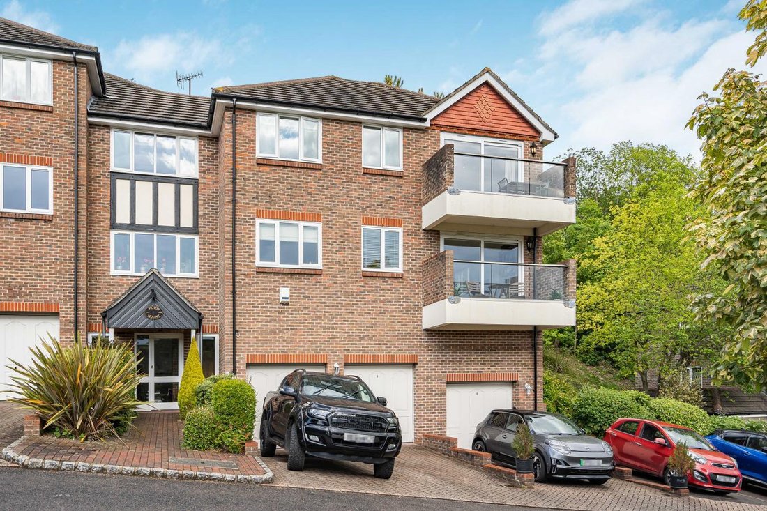House in Warlingham, England 1 - 18014259