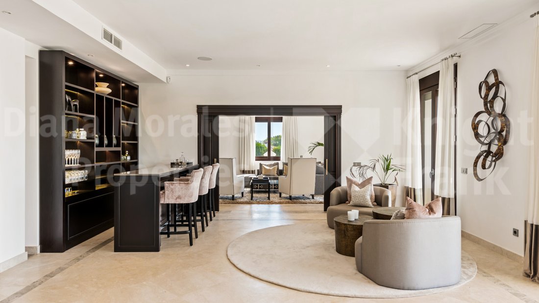 Villa in Guadalmina Alta, San Pedro de Alcantara, Spain 5 - 12128137