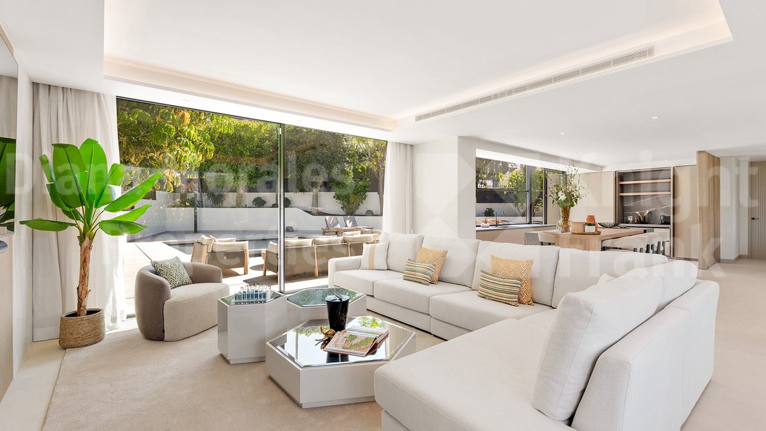 Villa in Nueva Andalucia, Marbella, Spain 3 - 15689284
