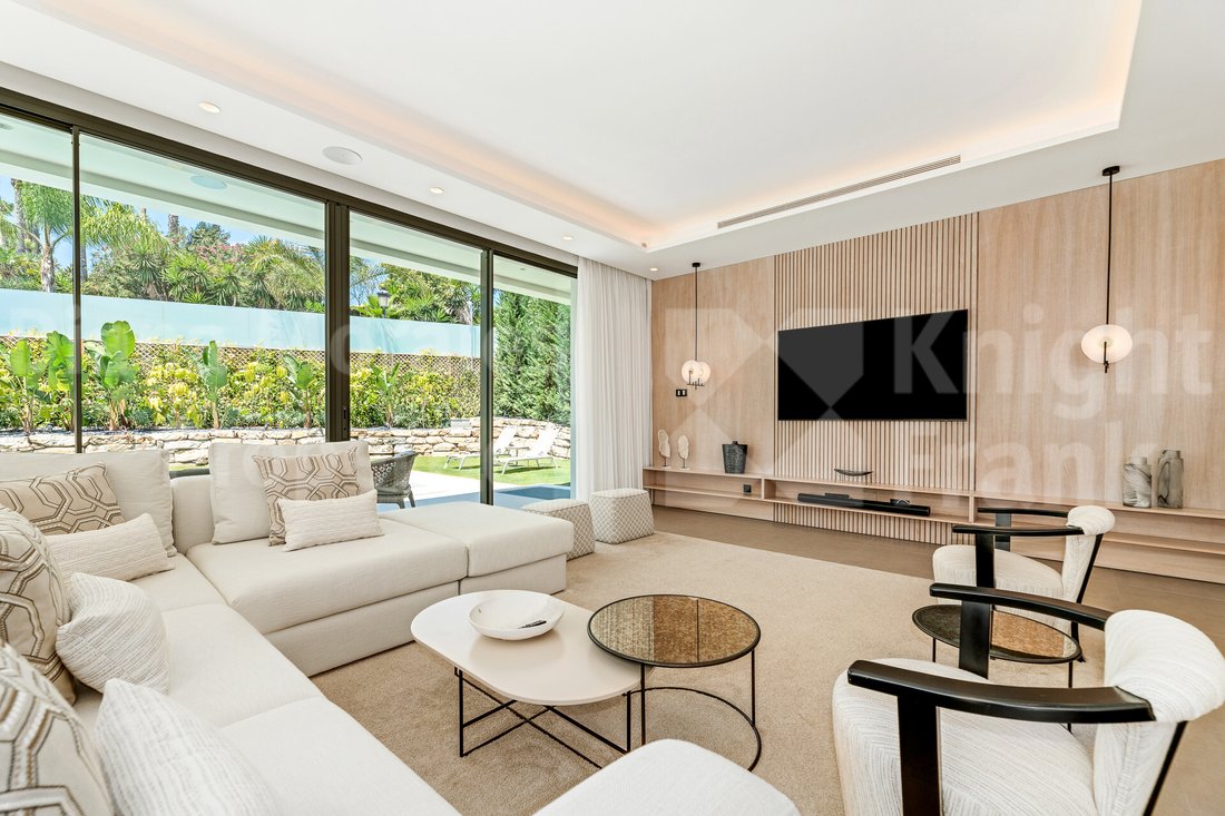 Villa in Nueva Andalucia, Marbella, Spain 5 - 13164218