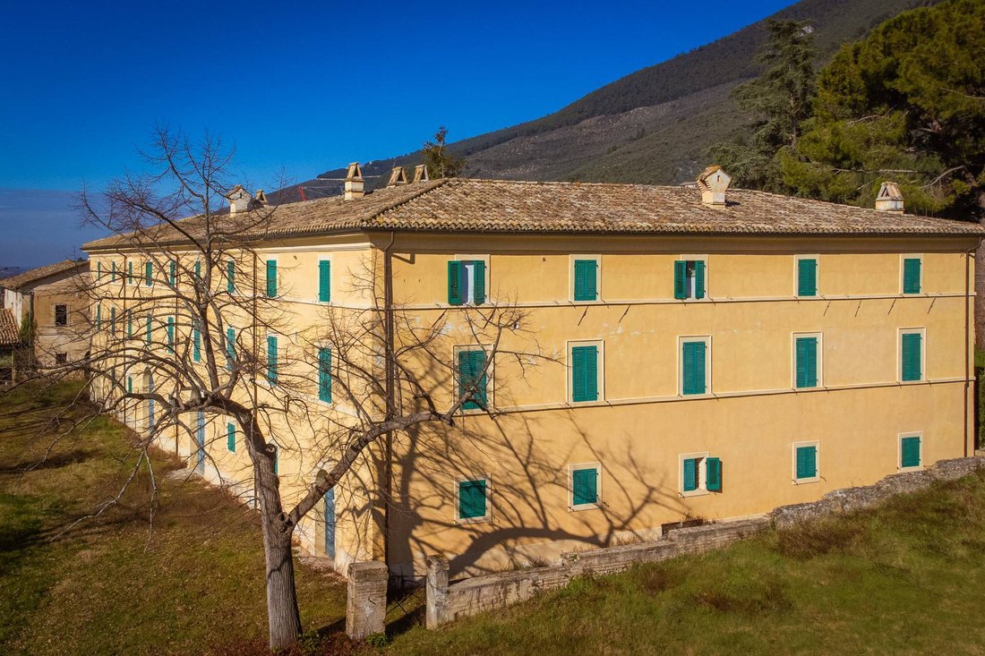 House in Campello sul Clitunno, Umbria, Italy 1 - 17218708