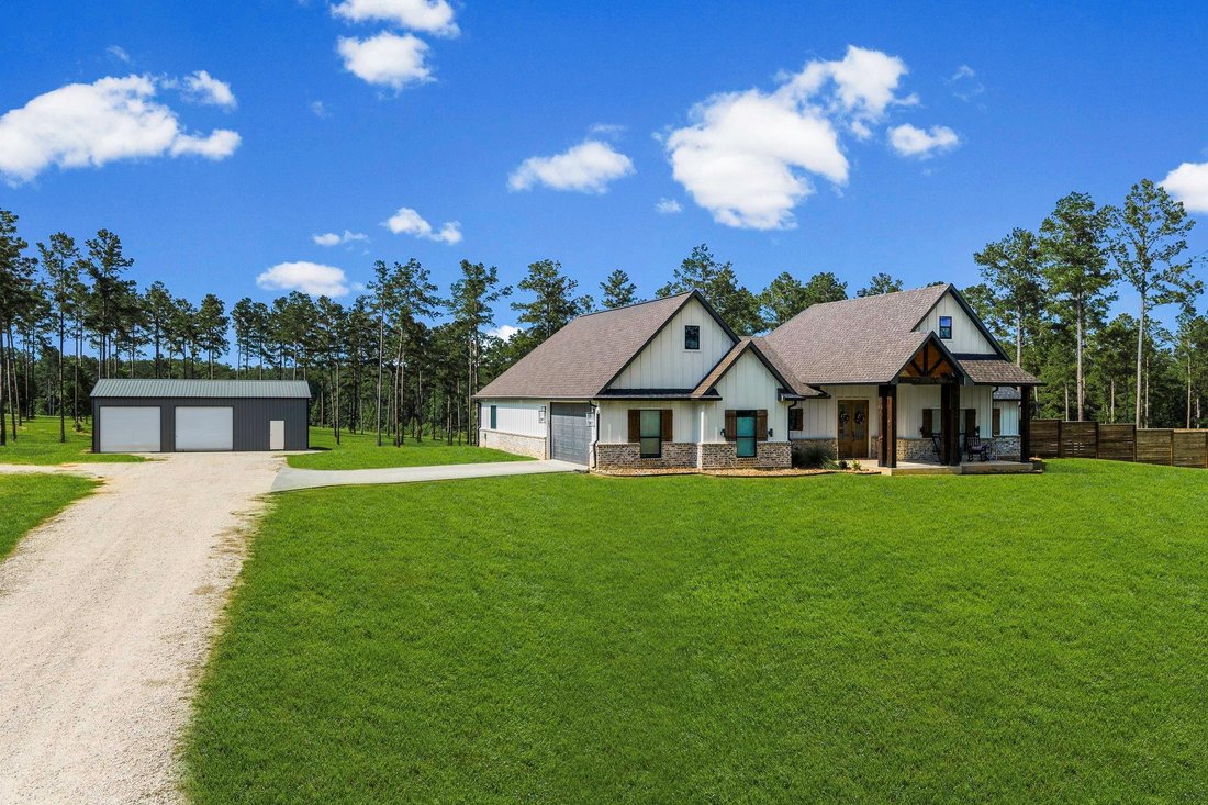 House in Livingston, Texas, United States 2 - 18014058