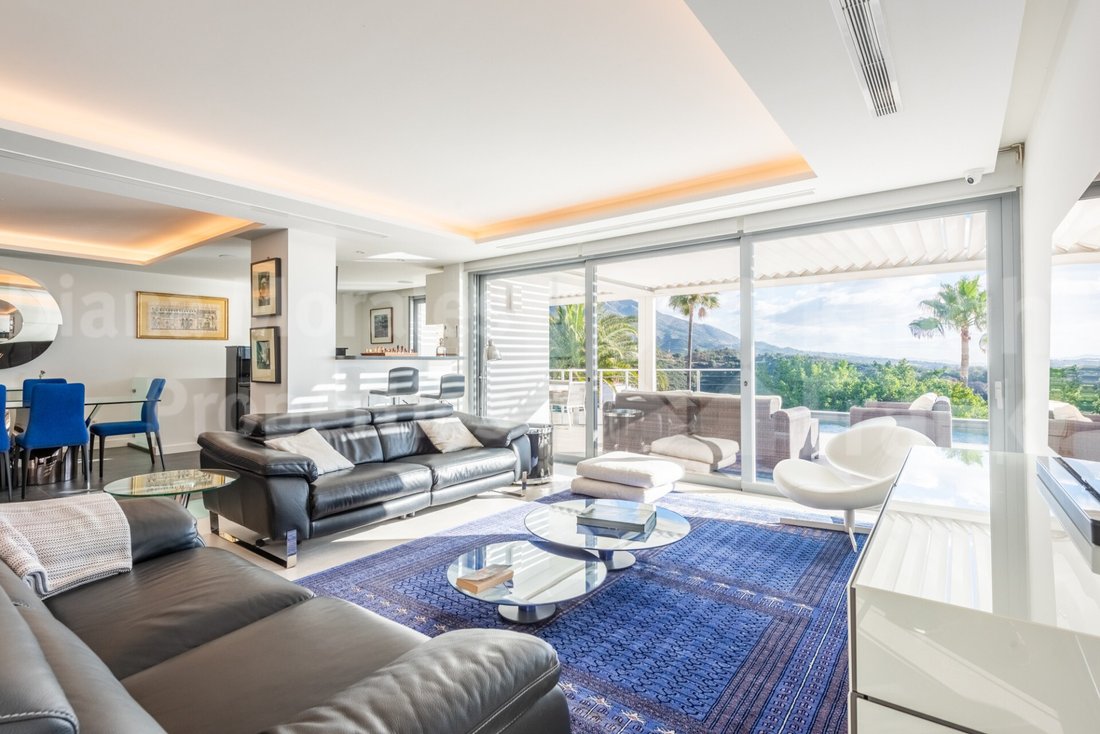 Villa in Nueva Andalucia, Marbella, Spain 3 - 15098503
